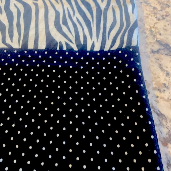 Zebra print scarf - Picture 3 of 4